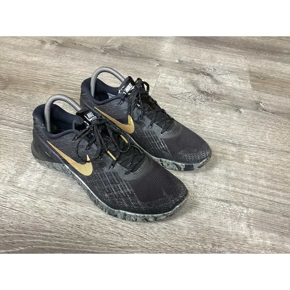 Nike Metcon 3 AMP Cross Training Shoes Womens Size 8.5 EUR 40 GOLD 849808-003